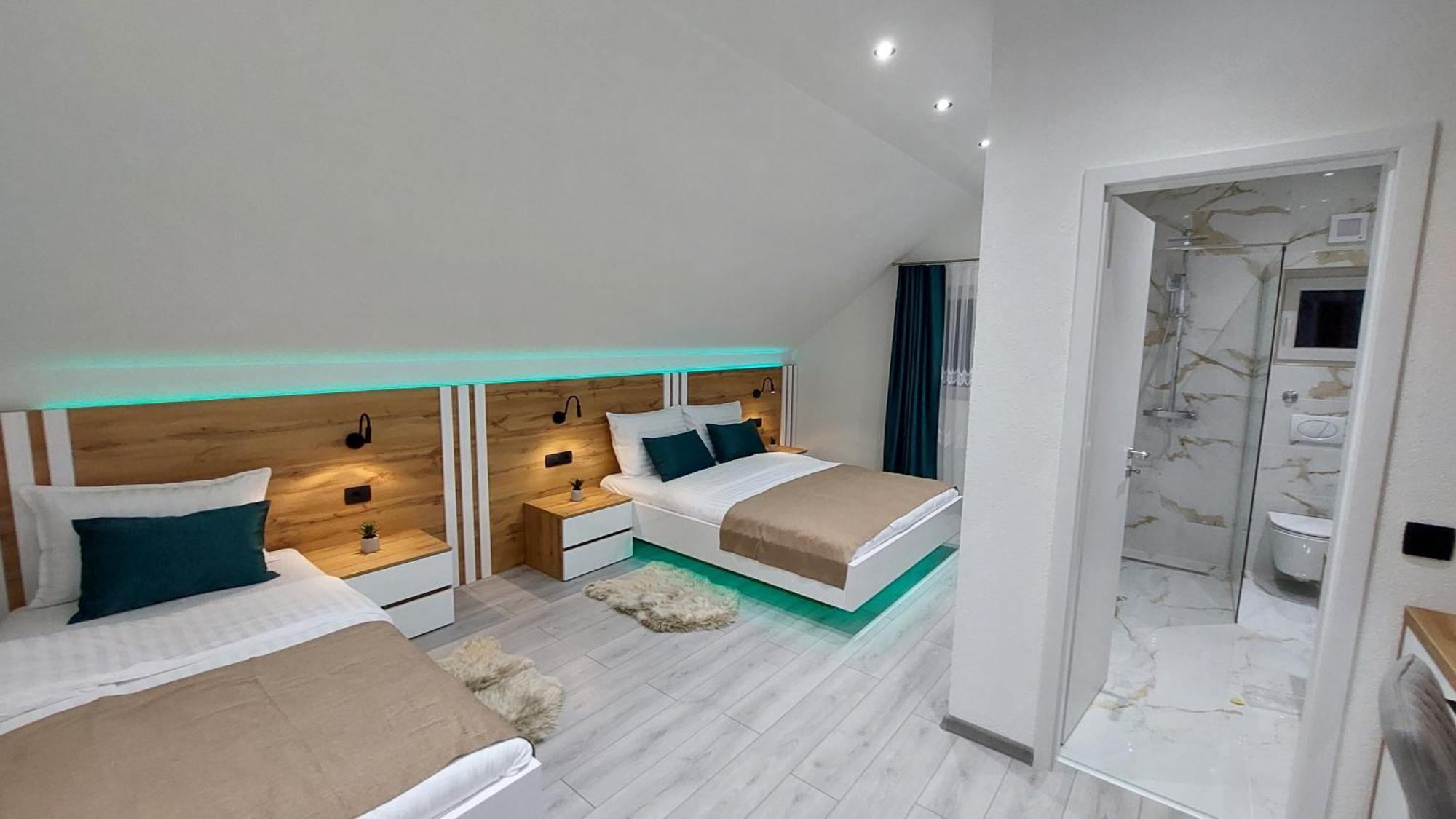 Premier House By Rd Group Hotel Korenica Exterior foto